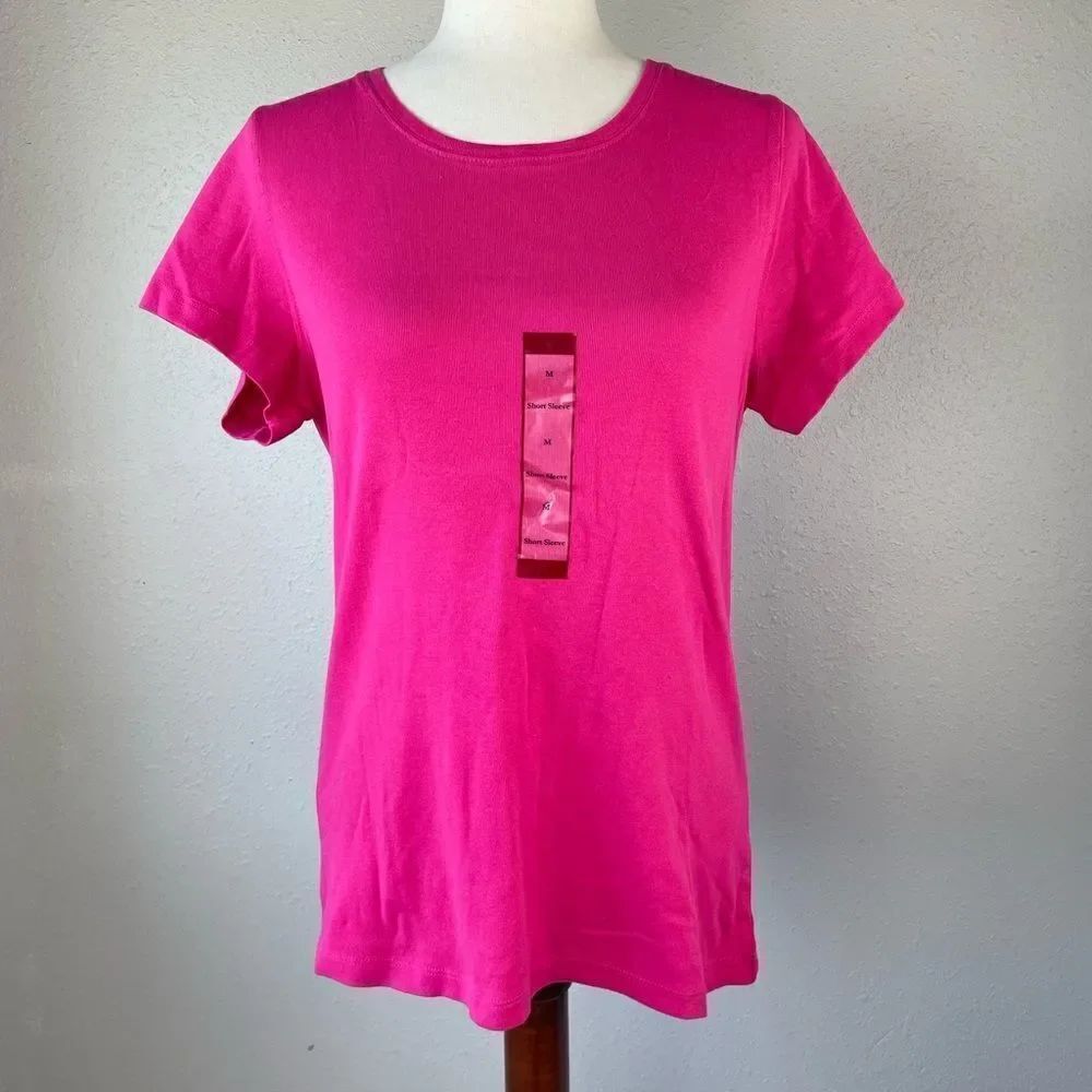 NWT NorthCrest Pink T-Shirt Size M